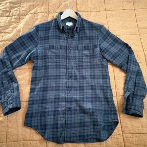 Club Monaco Dark Grey & Black Plaid Button Down Shirt